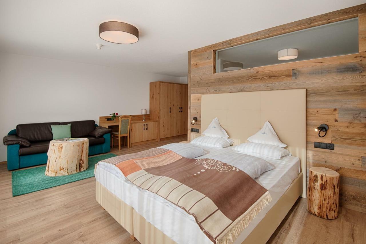 Hotel Kristall Falzes