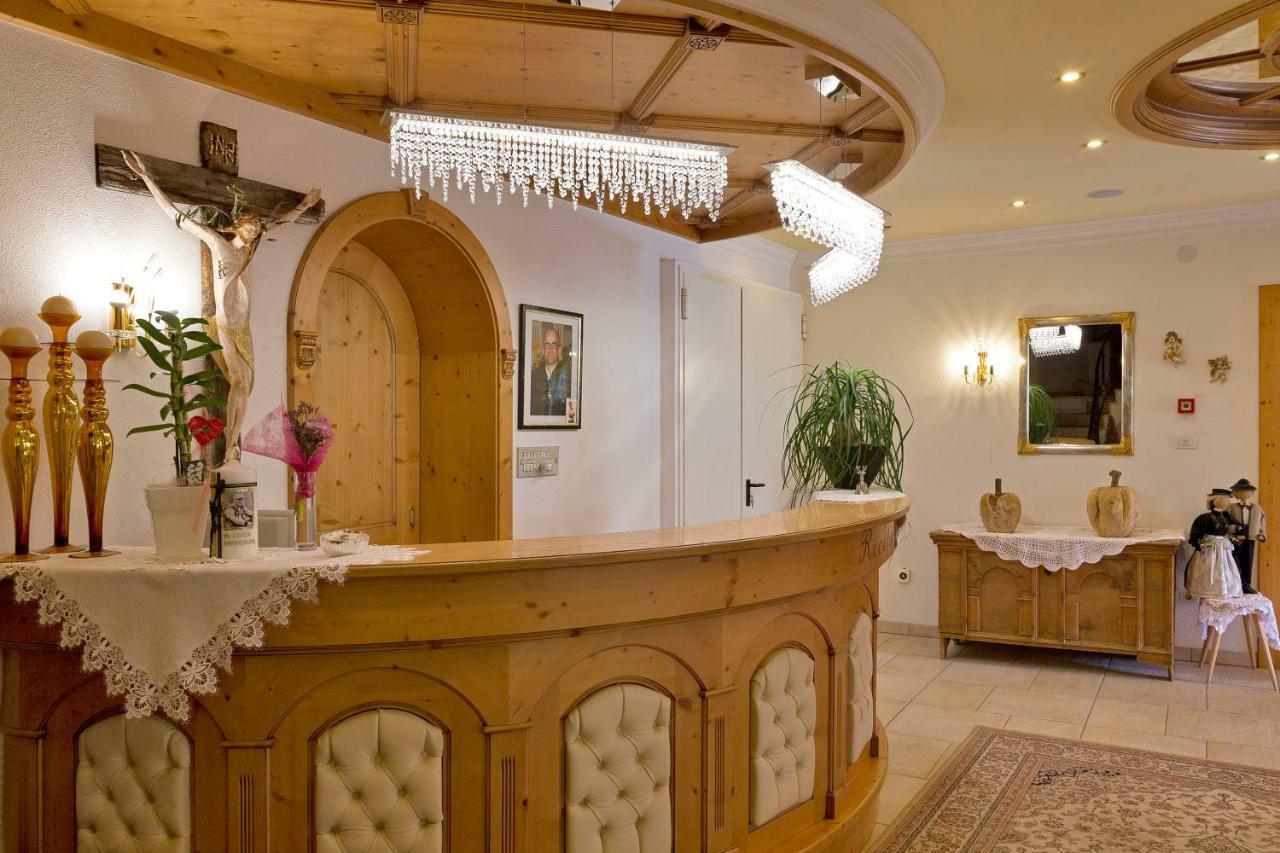 Kristall Hotel Falzes